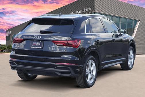 2024 Audi Q3 45 S line Premium