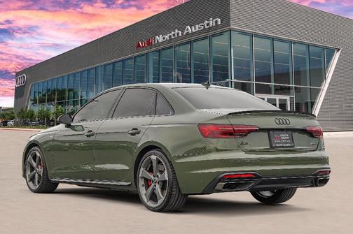 2023 Audi A4 45 S line Premium Plus