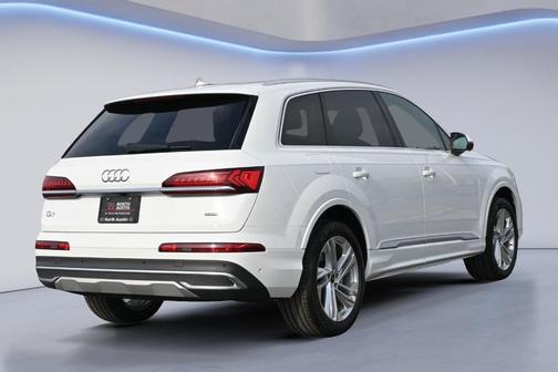 2024 Audi Q7 45 Premium
