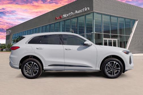 2025 Audi Q5 2.0T quattro Premium