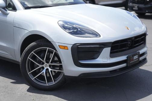 2023 Porsche Macan