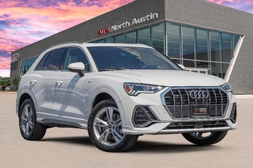 2024 Audi Q3 45 S line Premium