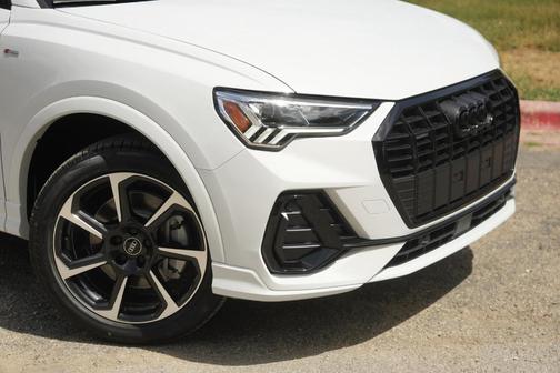 2025 Audi Q3 45 S line Premium