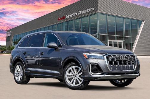 2025 Audi Q7 55 Premium