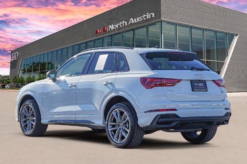 2025 Audi Q3 45 S line Premium