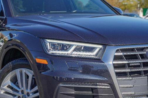 2019 Audi Q5 2.0T Premium Plus