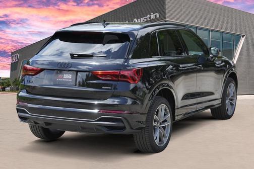 2025 Audi Q3 45 S line Premium