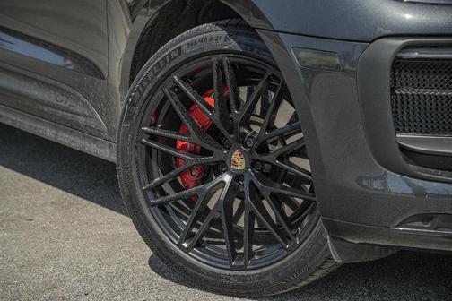 2022 Porsche Macan GTS