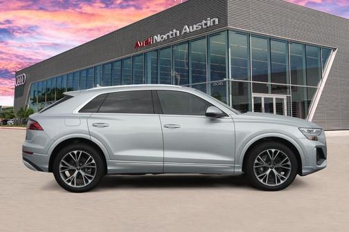 2024 Audi Q8 55 Premium