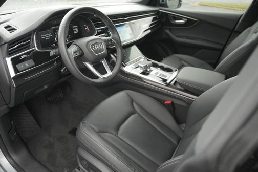 2024 Audi Q8 55 Premium