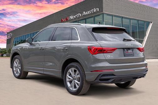 2025 Audi Q3 45 S line Premium