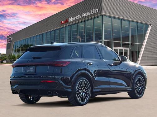 2025 Audi SQ5 3.0T quattro Premium