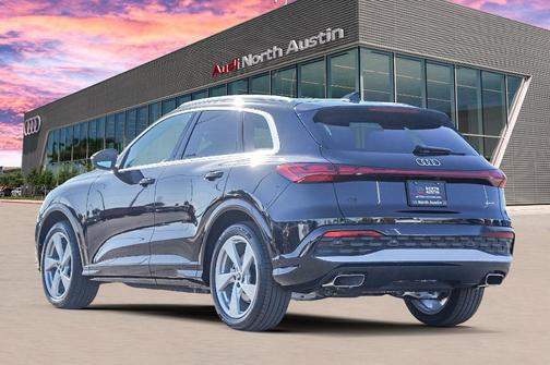 2025 Audi Q5 2.0T quattro Premium