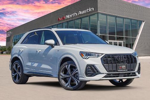2023 Audi Q3 45 S line Premium