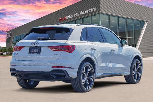 2023 Audi Q3 45 S line Premium