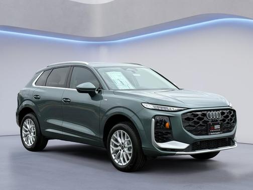 Sage Green Metallic 2026 Audi Q3 S line
