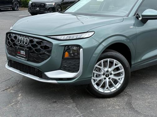 Sage Green Metallic 2026 Audi Q3 S line