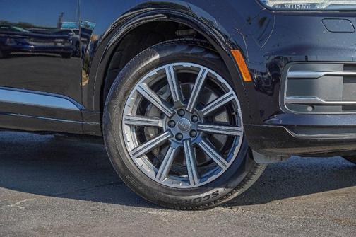 2019 Audi Q7 45 Premium Plus