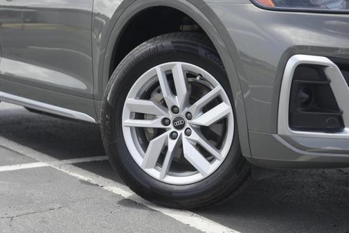 2023 Audi Q5 45 S line quattro Premium