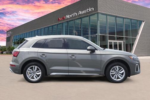2023 Audi Q5 45 S line quattro Premium