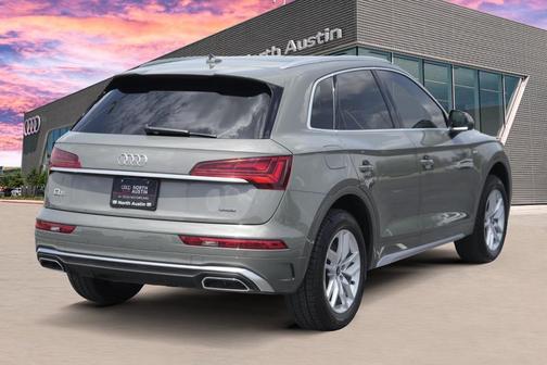 2023 Audi Q5 45 S line quattro Premium