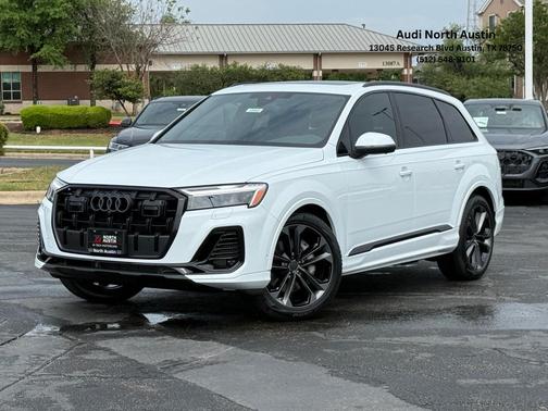 White 2026 Audi Q7