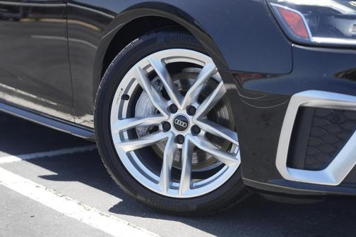 2022 Audi A4 45 S line Premium Plus