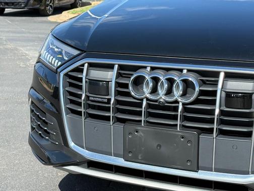 2023 Audi Q7 55 Prestige