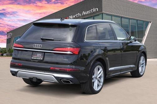 2025 Audi Q7 55 Premium