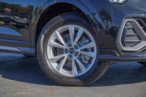 2025 Audi Q3 45 S line Premium