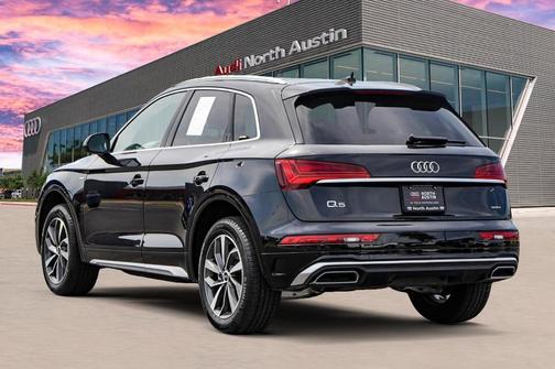 2024 Audi Q5 45 S line quattro Premium