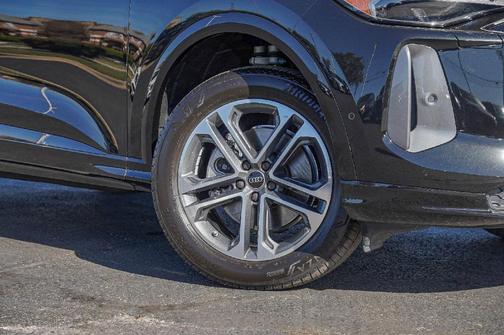 2025 Audi Q5 2.0T quattro Premium