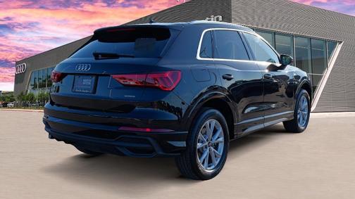 2025 Audi Q3 45 S line Premium