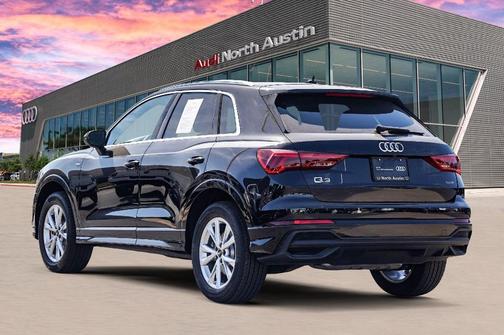 2025 Audi Q3 45 S line Premium
