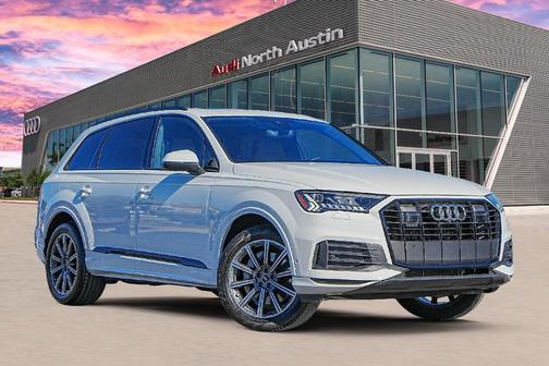 2024 Audi Q7 45 Premium Plus