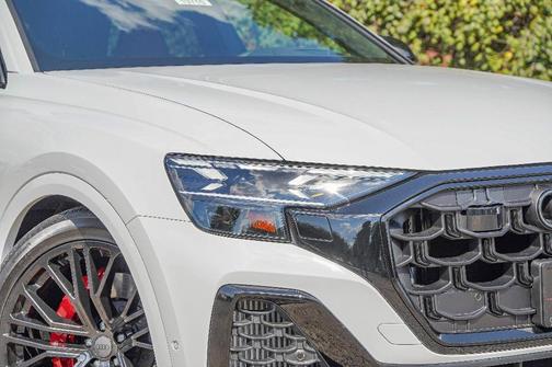 2026 Audi SQ8