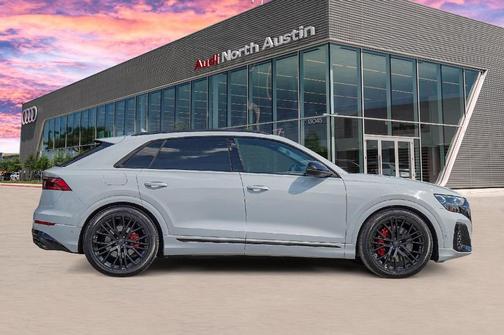 2026 Audi SQ8