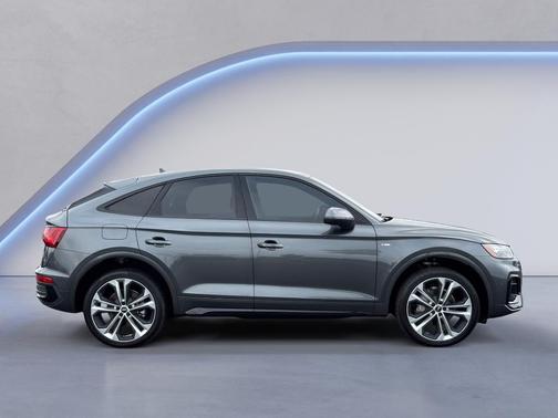 Daytona Gray Pearl Effect 2023 Audi Q5 Sportback 45 S line quattro Premium