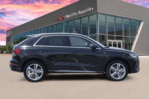 2024 Audi Q3 45 S line Premium