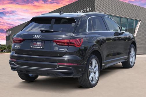 2024 Audi Q3 45 S line Premium