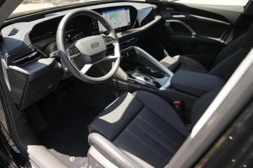 2025 Audi Q5 2.0T quattro Premium