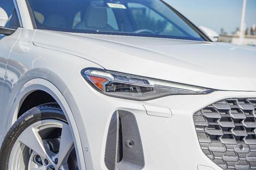 2025 Audi Q5 2.0T quattro Premium