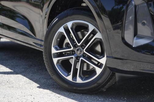 2025 Audi Q5 2.0T quattro Premium