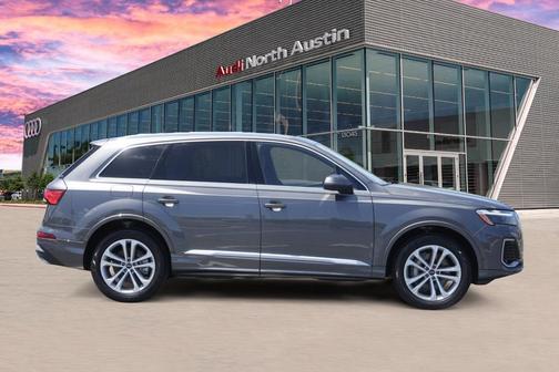 2025 Audi Q7 45 Premium Plus