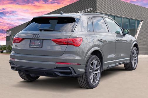 2025 Audi Q3 45 S line Premium