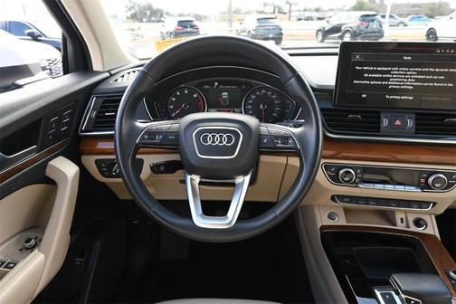 2022 Audi Q5 45 S line quattro Premium