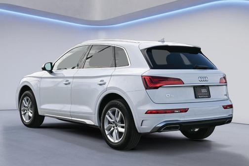 2022 Audi Q5 45 S line quattro Premium