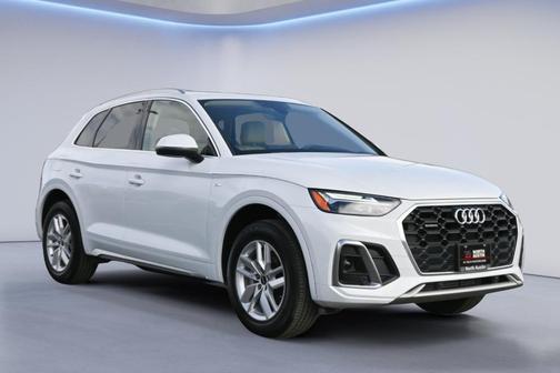 2022 Audi Q5 45 S line quattro Premium