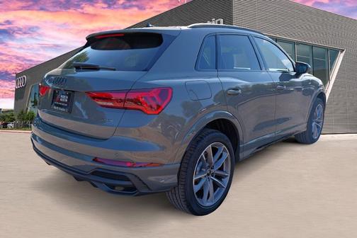 2025 Audi Q3 45 S line Premium