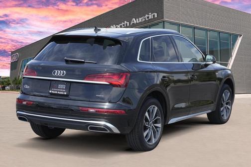 2023 Audi Q5 45 S line Premium Plus